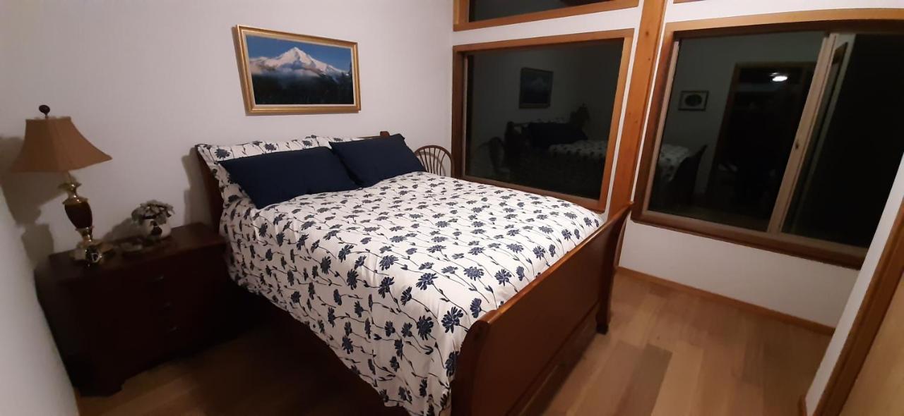 Angels Rest B&B Lavender Farm Skamania エクステリア 写真
