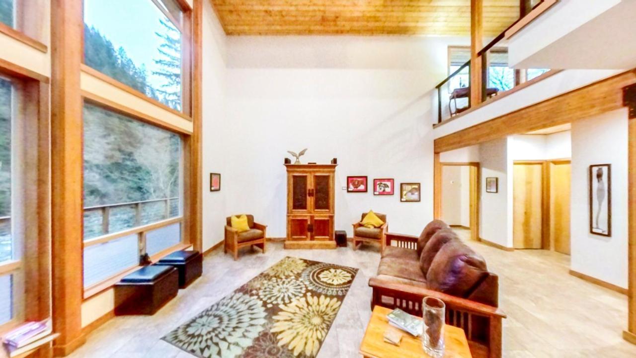 Angels Rest B&B Lavender Farm Skamania エクステリア 写真
